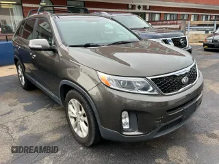 2014 Kia Sorento EX with VIN 5XYKU4A75EG510734, listed as a Copart auction lot 62927005 with 151,000 mi miles and Clean title. Bid and sale history available at DreamBid. Image 1.