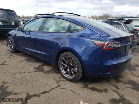 2022 Tesla Model 3 Long Range with VIN 5YJ3E1EB0NF104060, listed as a Copart auction lot 52194345 with 37,996 mi miles and Salvage Title. Bid and sale history available at carsss.com. Image 2.