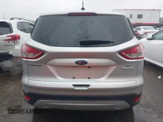 2013 Ford Escape SE with VIN 1FMCU0GX8DUD84074, listed as a IAAI auction lot 42003244 with 147,323 mi miles. Bid and sale history available at carsss.com. Image 16.