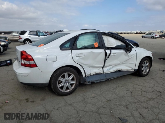 2007 Volvo S40 2.4L with VIN YV1MS382472316321, listed as a Copart auction lot 43195895 with 242,297 mi miles and Salvage Title. Bid and sale history available at carsss.com. Image 3.
