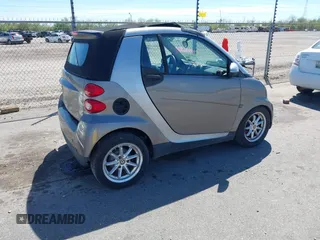 2009 Smart fortwo Passion with VIN WMEEK31XX9K292529, listed as a IAAI auction lot 41836326 with 75,750 mi miles and . Bid and sale history available at DreamBid. Image 4.