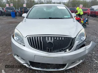 2015 Buick Verano z VIN 1G4PP5SKXF4218966, wystawiony jako IAAI lot #42151728 z przebiegiem 124 592 mil mil oraz . Historia ofert i sprzedaży dostępna na DreamBid. Obrazek 13.
