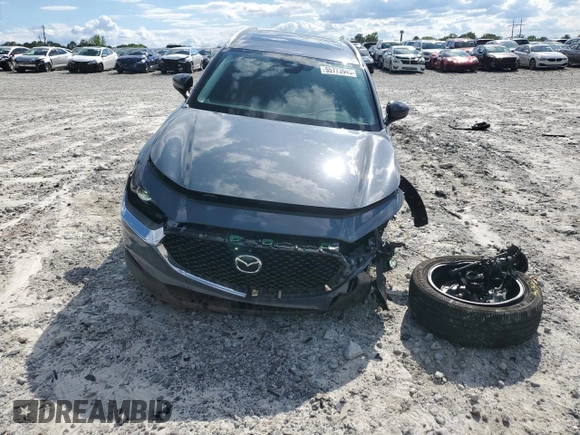 2023 Mazda CX-30 S Carbon Edition с VIN 3MVDMBCM9PM517237, выставлен на аукционе Copart как лот 55773945 с пробегом 17 724 миль миль и Списание • Salvage title. История ставок и продаж доступна на DreamBid. Изображение 5.