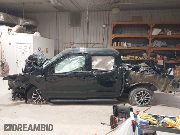 2019 Ford F-150 XL with VIN 1FTEW1EP2KFB53267, listed as a IAAI auction lot 41849110 with 1 mi miles. Bid and sale history available at carsss.com. Image 13.