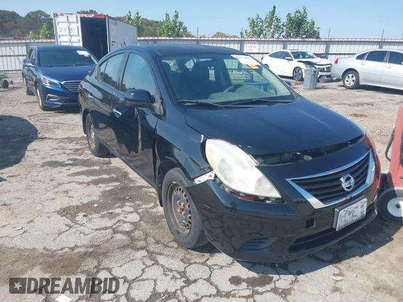 2014 Nissan Versa SV with VIN 3N1CN7AP2EL836604, listed as a IAAI auction lot 40574887 with 105,057 mi miles. Bid and sale history available at carsss.com. Image 6.