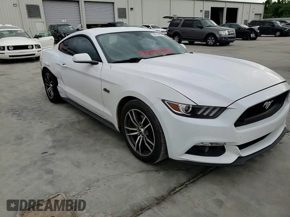 2016 Ford Mustang EcoBoost z VIN 1FA6P8TH9G5331491, wystawiony jako Copart lot #54219855 z przebiegiem 135 617 mil mil oraz Szkoda całkowita • Salvage title. Historia ofert i sprzedaży dostępna na DreamBid. Obrazek 13.