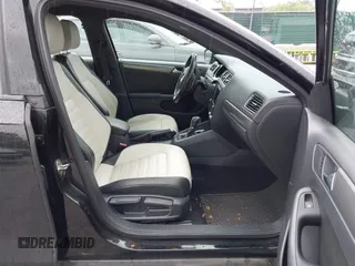 2016 Volkswagen Jetta Sport z VIN 3VWD17AJ5GM244200, wystawiony jako IAAI lot #42340056 z przebiegiem 111 012 mil mil oraz . Historia ofert i sprzedaży dostępna na DreamBid. Obrazek 5.