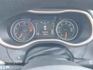 2016 Jeep Cherokee Altitude with VIN 1C4PJLAB9GW352580, listed as a IAAI auction lot 42044284 with 94,227 mi miles and . Bid and sale history available at DreamBid. Image 7.