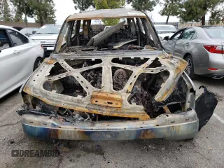 2005 GMC Yukon SLT z VIN 1GKEC13T25J236664, wystawiony jako Copart lot #51298885 z przebiegiem Nie podano mil oraz Nie do naprawy • Non repairable. Historia ofert i sprzedaży dostępna na DreamBid. Obrazek 5.