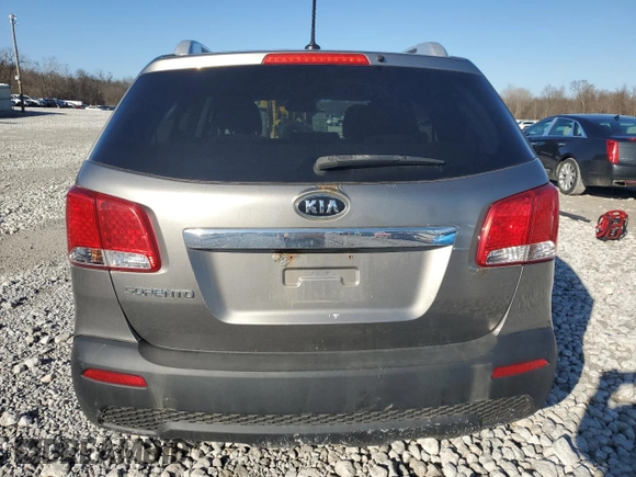 2011 Kia Sorento LX with VIN 5XYKTDA29BG065420, listed as a Copart auction lot 44386425 with 167,033 mi miles and Salvage Title. Bid and sale history available at carsss.com. Image 6.