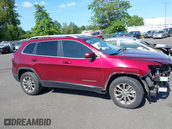 2019 Jeep Cherokee Latitude Plus z VIN 1C4PJMLX0KD346993, wystawiony jako IAAI lot #42373990 z przebiegiem 92 213 mil mil oraz . Historia ofert i sprzedaży dostępna na DreamBid. Obrazek 14.