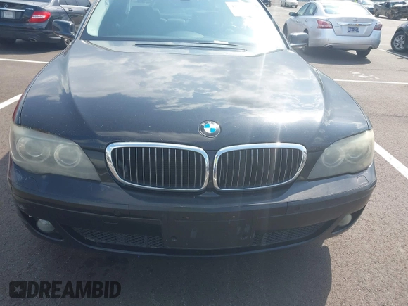 2008 BMW 7 Series 750i with VIN WBAHL83518DT11907, listed as a IAAI auction lot 42553319 with 185,925 mi miles and . Bid and sale history available at DreamBid. Image 6.