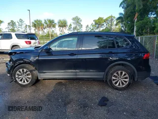 2020 Volkswagen Tiguan S z VIN 3VV1B7AX7LM133084, wystawiony jako IAAI lot #42597631 z przebiegiem 84 415 mil mil oraz . Historia ofert i sprzedaży dostępna na DreamBid. Obrazek 14.
