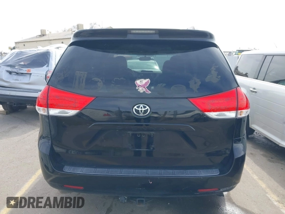 2012 Toyota Sienna LE with VIN 5TDJK3DC0CS037989, listed as a IAAI auction lot 41622546 with 165,363 mi miles. Bid and sale history available at carsss.com. Image 17.