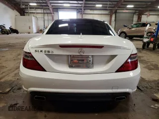 2014 Mercedes-Benz SLK 250 with VIN WDDPK4HA8EF092580, listed as a Copart auction lot 80237154 with 111,151 mi miles and Clean title. Bid and sale history available at DreamBid. Image 6.