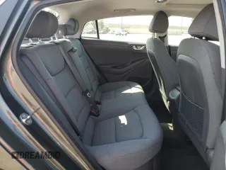 2020 Hyundai Ioniq SEL с VIN KMHC85LC4LU240248, выставлен на аукционе Copart как лот 59132225 с пробегом 63 292 миль миль и Списание • Salvage title. История ставок и продаж доступна на DreamBid. Изображение 10.