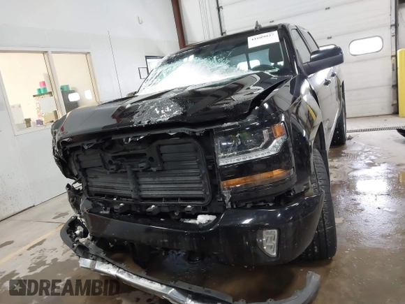 2018 Chevrolet Silverado 1500 LT with VIN 3GCUKREC2JG178119, listed as a IAAI auction lot 41609027 with Not Provided miles. Bid and sale history available at carsss.com. Image 13.