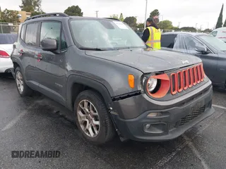 2017 Jeep Renegade Latitude with VIN ZACCJABB2HPG16741, listed as a IAAI auction lot 41746500 with 36,619 mi miles. Bid and sale history available at carsss.com. Image 1.