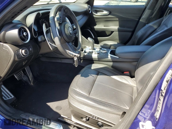 2022 Alfa Romeo Giulia with VIN ZARFAMAN6N7655650, listed as a Copart auction lot 56172805 with 28,619 mi miles and Salvage title. Bid and sale history available at DreamBid. Image 7.