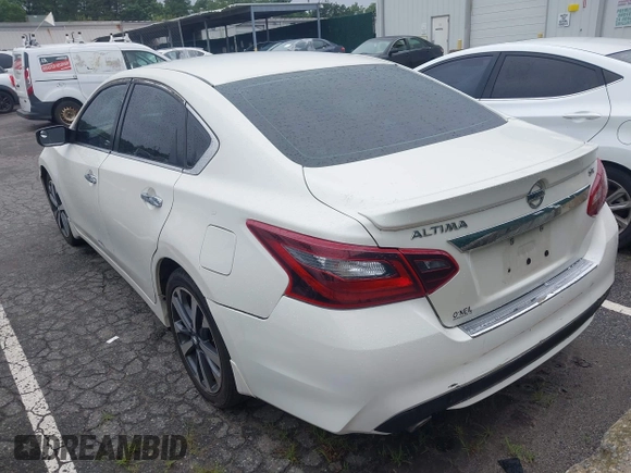 2017 Nissan Altima SR z VIN 1N4AL3AP3HC271465, wystawiony jako IAAI lot #42716097 z przebiegiem 159 349 mil mil oraz . Historia ofert i sprzedaży dostępna na DreamBid. Obrazek 3.
