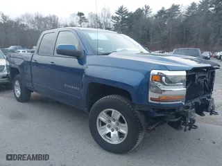2018 Chevrolet Silverado 1500 LT with VIN 1GCVKREC6JZ114833, listed as a IAAI auction lot 41329038 with 141,394 mi miles. Bid and sale history available at carsss.com. Image 1.