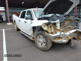 2020 Ram 2500 Tradesman с VIN 3C6UR4HL8LG272624, выставлен на аукционе IAAI как лот 42252814 с пробегом 166 908 миль миль и . История ставок и продаж доступна на DreamBid. Изображение 1.