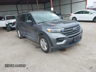 2022 Ford Explorer XLT z VIN 1FMSK7DH2NGC35828, wystawiony jako IAAI lot #41934116 z przebiegiem 46 332 mil mil oraz . Historia ofert i sprzedaży dostępna na DreamBid. Obrazek 1.