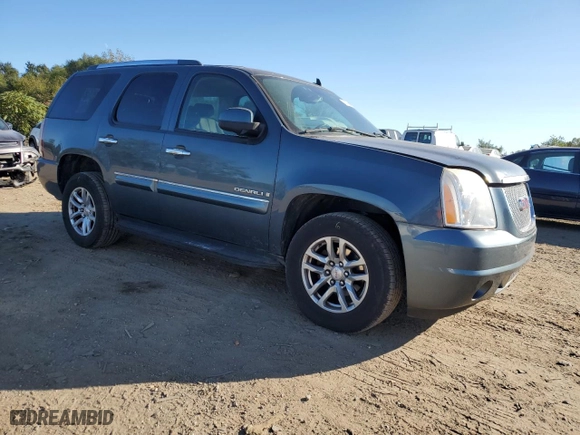 2007 GMC Yukon Denali with VIN 1GKFK63857J385248, listed as a Copart auction lot 75475454 with 102,664 mi miles and Salvage Title. Bid and sale history available at carsss.com. Image 4.