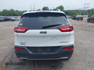 2017 Jeep Cherokee Limited with VIN 1C4PJMDB1HW622467, listed as a IAAI auction lot 42352566 with 138,791 mi miles and . Bid and sale history available at DreamBid. Image 17.