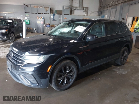 2022 Volkswagen Tiguan SE z VIN 3VV2B7AX6NM073743, wystawiony jako IAAI lot #39948815 z przebiegiem 56 368 mil mil oraz . Historia ofert i sprzedaży dostępna na DreamBid. Obrazek 17.