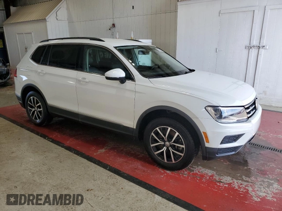 2021 Volkswagen Tiguan SE with VIN 3VV2B7AX5MM009482, listed as a Copart auction lot 54020465 with 91,828 mi miles and Clean Title. Bid and sale history available at DreamBid. Image 4.