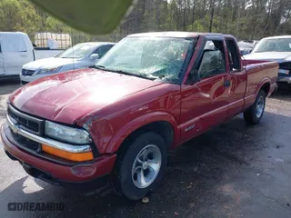 2003 Chevrolet S-10 LS with VIN 1GCCS19X338106736, listed as a IAAI auction lot 41830263 with 128,069 mi miles. Bid and sale history available at carsss.com. Image 6.