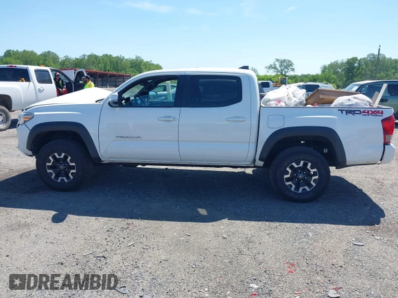 2016 Toyota Tacoma SR with VIN 3TMCZ5AN0GM003224, listed as a IAAI auction lot 42289910 with 140,899 mi miles and . Bid and sale history available at DreamBid. Image 14.