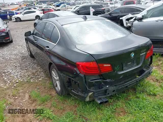 2012 BMW 5 Series 528i with VIN WBAXG5C5XCDX01864, listed as a IAAI auction lot 41910337 with 200,110 mi miles. Bid and sale history available at carsss.com. Image 3.