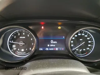 2022 Buick Encore GX Essence с VIN KL4MMGSLXNB090950, выставлен на аукционе Copart как лот 52692915 с пробегом 36 353 миль миль и Списание • Salvage title. История ставок и продаж доступна на DreamBid. Изображение 9.