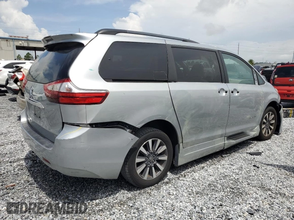 2019 Toyota Sienna XLE Auto Access Seat z VIN 5TDYZ3DC0KS980179, wystawiony jako Copart lot #61533395 z przebiegiem 32 996 mil mil oraz Szkoda całkowita • Salvage title. Historia ofert i sprzedaży dostępna na DreamBid. Obrazek 3.