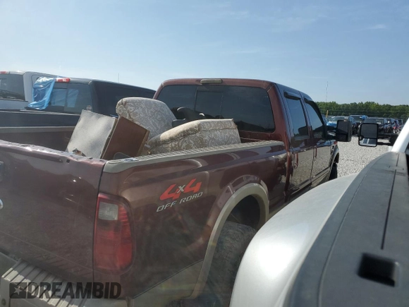 2008 Ford F-250 XL with VIN 1FTSW21R98EA16485, listed as a Copart auction lot 63039905 with 306,733 mi miles and Clean title. Bid and sale history available at DreamBid. Image 3.