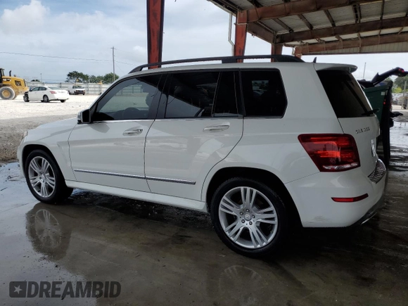 2015 Mercedes-Benz GLK 350 with VIN WDCGG5HB2FG426425, listed as a Copart auction lot 38600644 with 77,007 mi miles and . Bid and sale history available at DreamBid. Image 2.