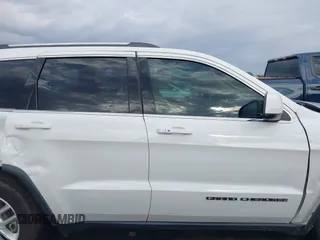 2017 Jeep Grand Cherokee Altitude with VIN 1C4RJEAG3HC605914, listed as a IAAI auction lot 42766426 with 84,706 mi miles and . Bid and sale history available at DreamBid. Image 14.