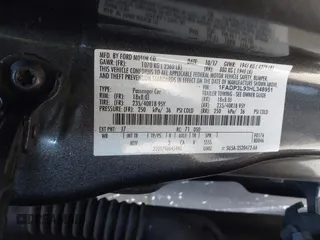 2017 Ford Focus ST with VIN 1FADP3L93HL348951, listed as a IAAI auction lot 41909521 with 88,158 mi miles and . Bid and sale history available at carsss.com. Image 9.