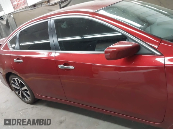 2018 Nissan Altima SR with VIN 1N4AL3AP4JC120138, listed as a IAAI auction lot 42111389 with 69,939 mi miles and . Bid and sale history available at carsss.com. Image 13.