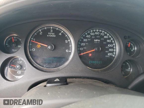 2007 Chevrolet Tahoe LT z VIN 1GNFC13JX7R114712, wystawiony jako Copart lot #62892205 z przebiegiem 295 890 mil mil oraz Szkoda całkowita • Salvage title. Historia ofert i sprzedaży dostępna na DreamBid. Obrazek 9.