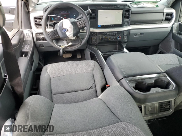 2024 Ford F-250 XL with VIN 1FT8W2BN8REF91488, listed as a Copart auction lot 55611285 with 6,064 mi miles and Salvage title. Bid and sale history available at DreamBid. Image 8.