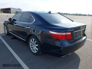 2007 Lexus LS 460 with VIN JTHBL46F375051779, listed as a IAAI auction lot 41773057 with 86,768 mi miles. Bid and sale history available at carsss.com. Image 3.