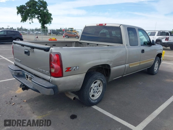 2003 Chevrolet Silverado 1500 LT with VIN 2GCEK19T131364293, listed as a IAAI auction lot 42025176 with 291,932 mi miles. Bid and sale history available at carsss.com. Image 4.
