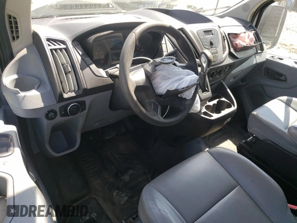 2016 Ford Transit Cargo z VIN 1FTYE1YM6GKB48783, wystawiony jako Copart lot #50741825 z przebiegiem 151 331 mil mil oraz Szkoda całkowita • Salvage title. Historia ofert i sprzedaży dostępna na DreamBid. Obrazek 8.