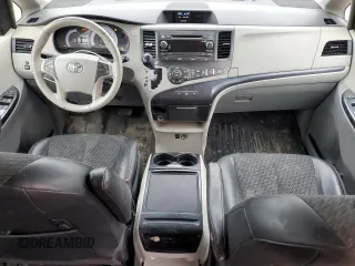 2012 Toyota Sienna SE with VIN 5TDXK3DC5CS187882, listed as a Copart auction lot 47955425 with 289,654 mi miles and Salvage Title. Bid and sale history available at carsss.com. Image 8.