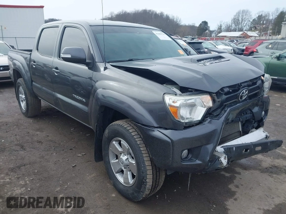 2014 Toyota Tacoma with VIN 3TMLU4EN1EM148353, listed as a IAAI auction lot 41602756 with 89,563 mi miles. Bid and sale history available at carsss.com. Image 1.