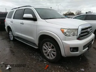 2015 Toyota Sequoia Platinum with VIN 5TDDW5G1XFS119997, listed as a IAAI auction lot 41344111 with 232,028 mi miles and . Bid and sale history available at DreamBid. Image 1.