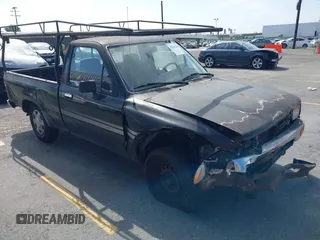 1994 Toyota Pickup DX z VIN JT4RN81P6R5193435, wystawiony jako IAAI lot #42381601 z przebiegiem 130 123 mil mil oraz . Historia ofert i sprzedaży dostępna na DreamBid. Obrazek 1.